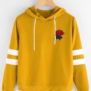 ROSE PATCH STRIPE SLEEVE DRAWSTRING HOODIE